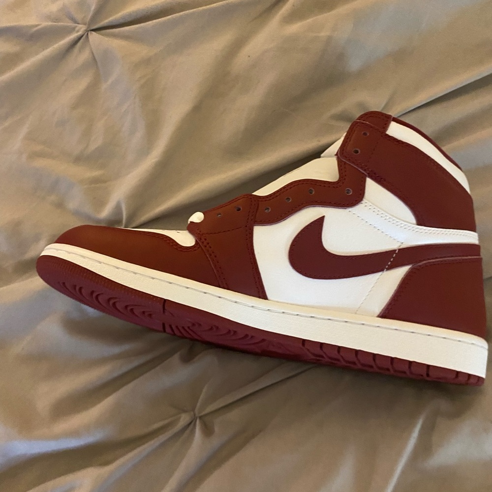 Nike Red and White High-Tops